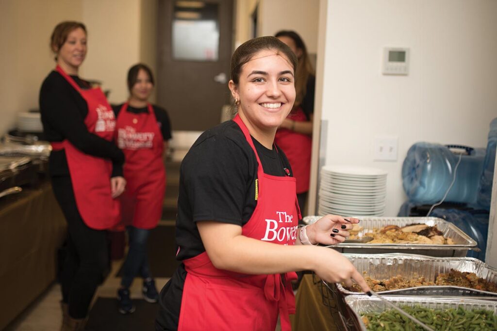 Volunteer at Thanksgiving